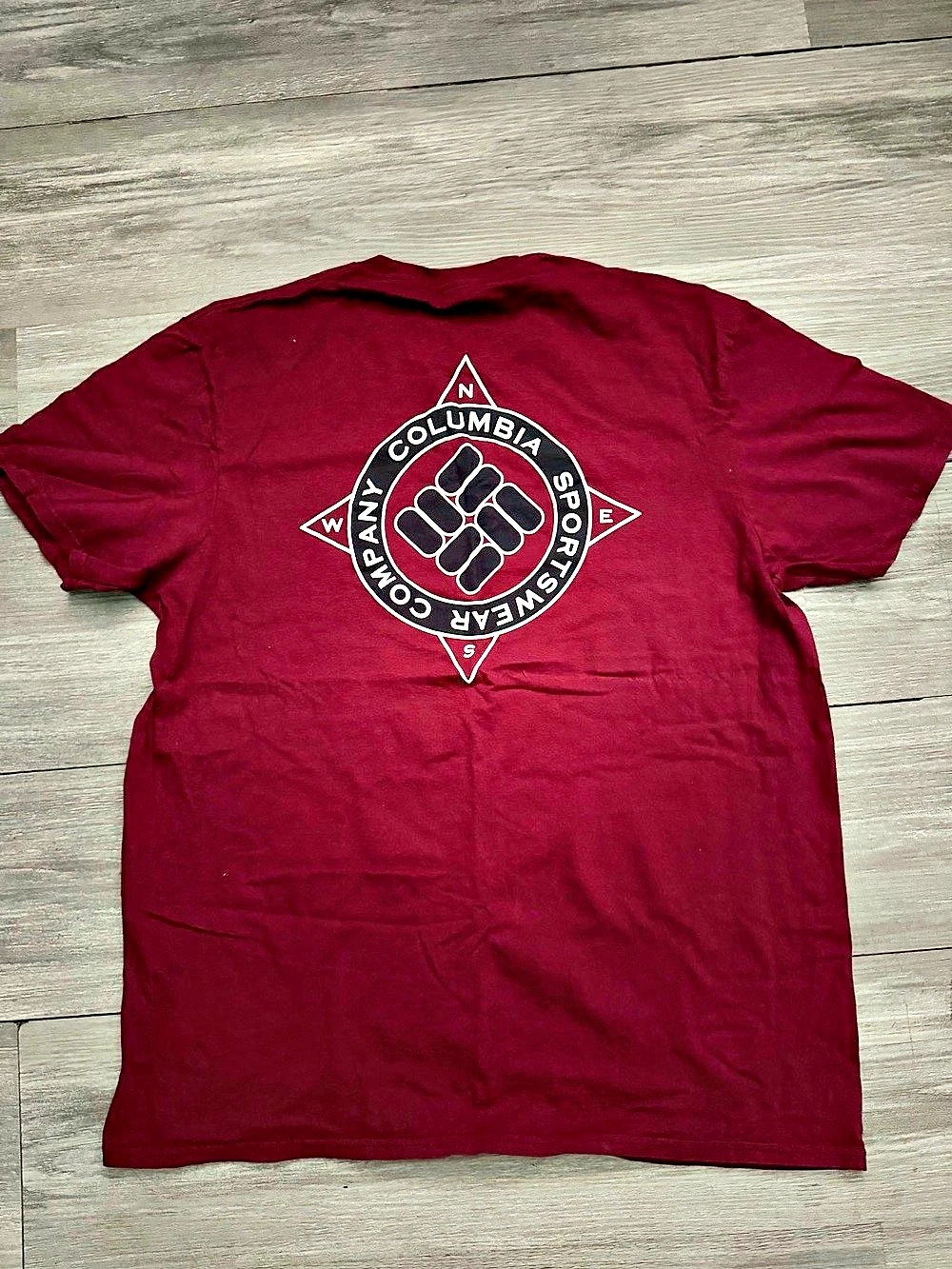 Columbia T-Shirt Burgundy Large